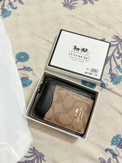 Coach Zip Wallet-Replica