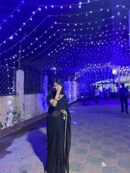 black saree