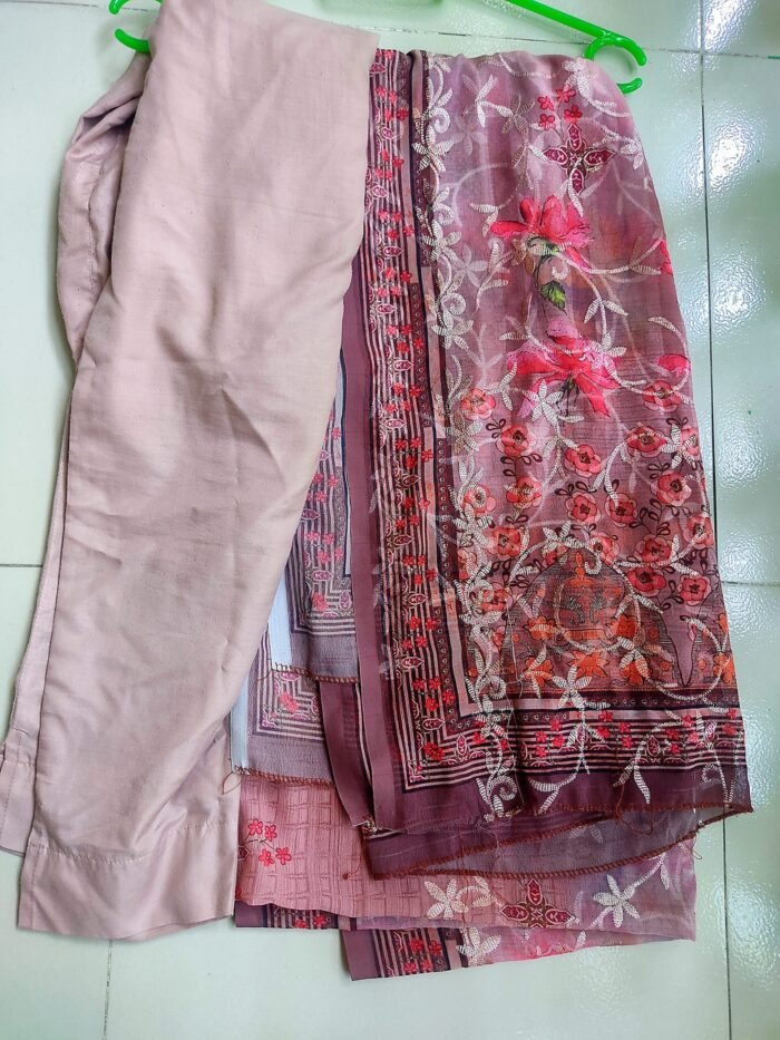 Embroidered Soft Georgette 3-Piece Set with Silk Pants ✨ - Image 2