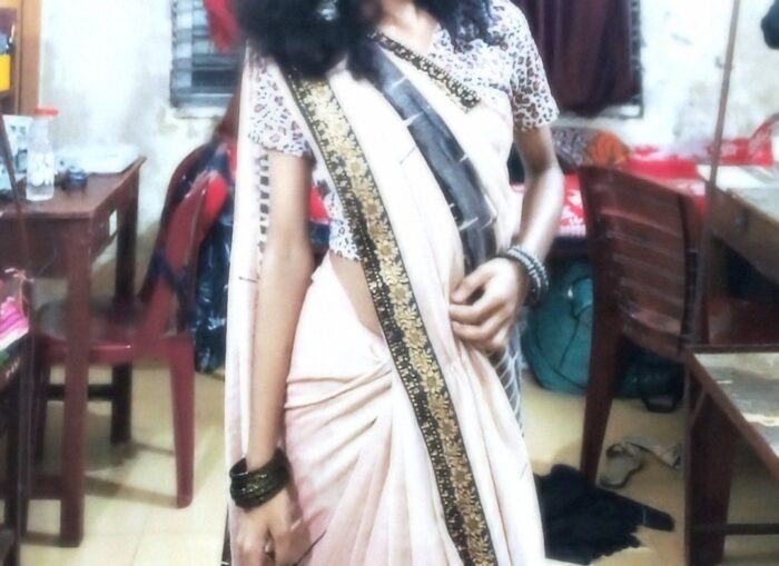 Peach pinkish Silk saree - Image 2