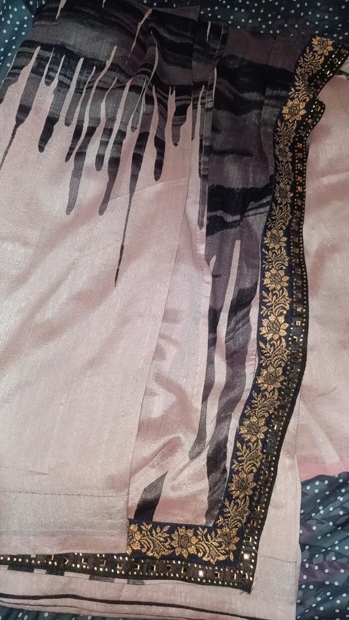 Peach pinkish Silk saree - Image 5