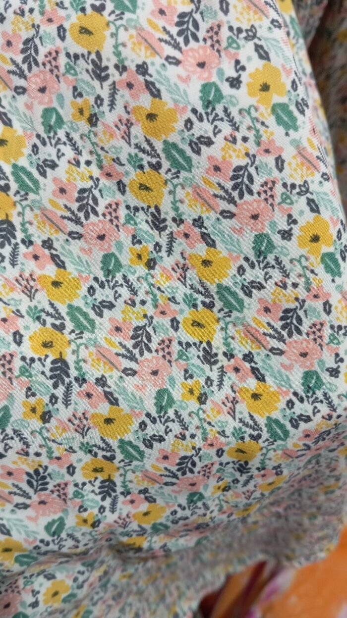 Floral top - Image 2