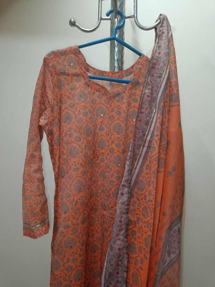 2 piece - Image 2