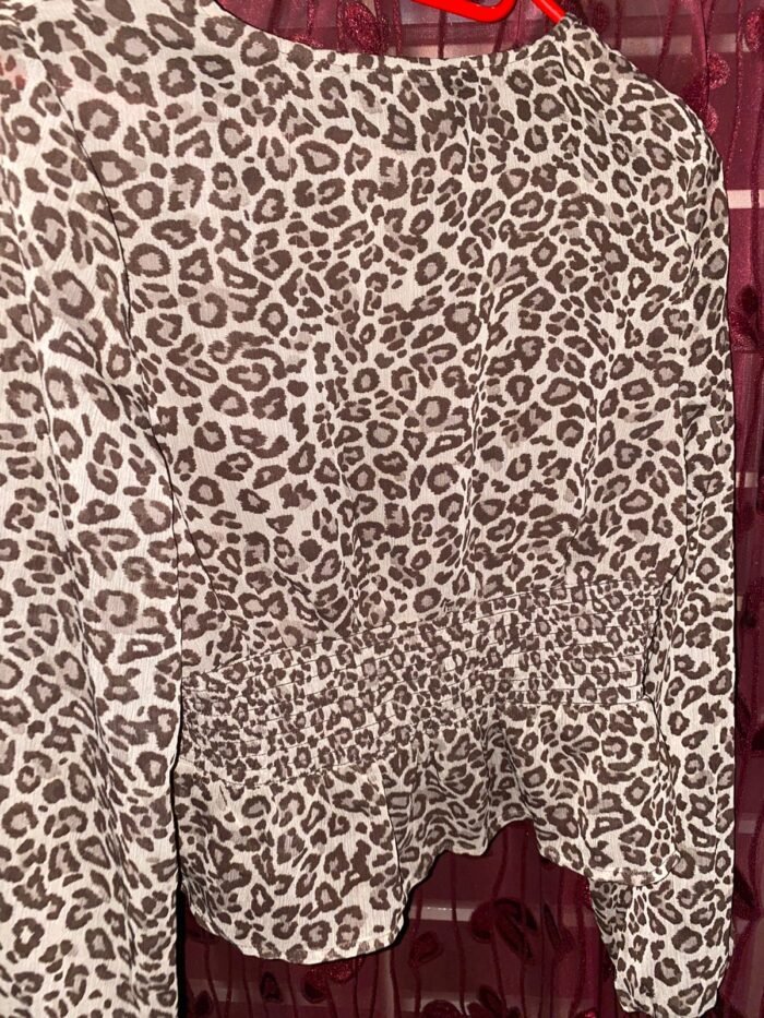 tiger print in brown - Image 3