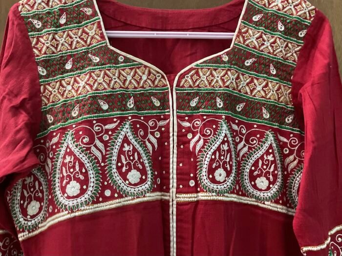 Custom made red kameez - Image 4