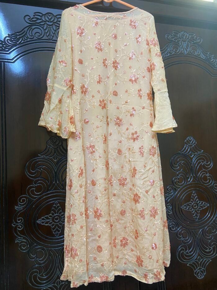 Peach Georgette Salwar Kameez (2 pc) (No Dupatta) - Image 2